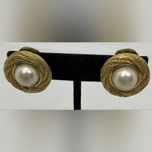 Christian Dior 1980s Vintage Faux-Pearl Clip-on Earrings
